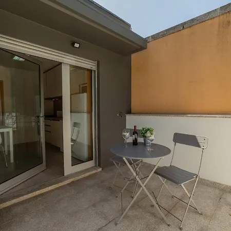 Rooftop Stylish By Hosty Apartment *
